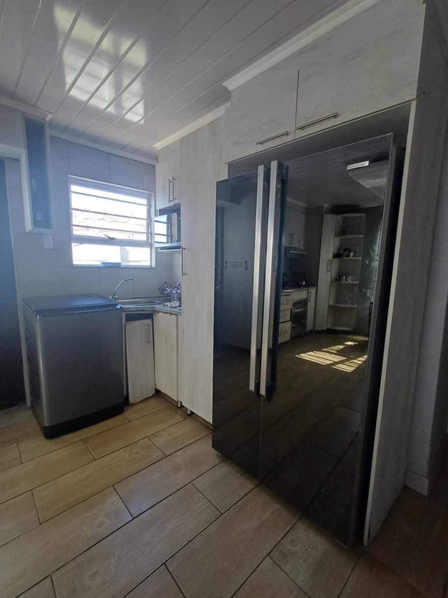 3 Bedroom Property for Sale in Fairdale Western Cape